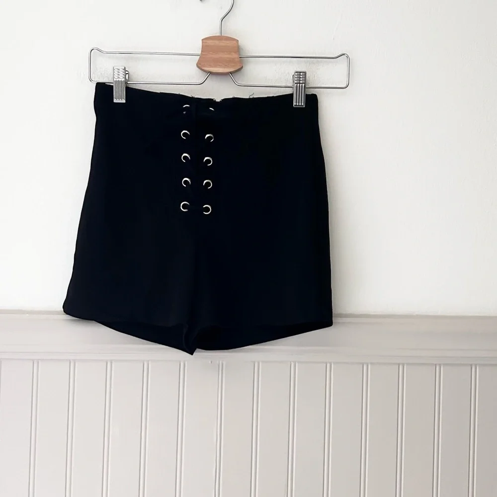 Y2K Charlotte Russe XS Black Lace-Up High Waist Shorts Stretch